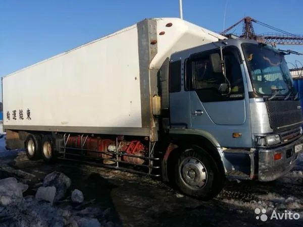 Рефрижератор Hino