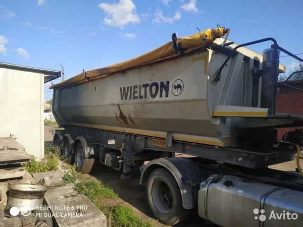 Самосвальный полуприцеп Wielton