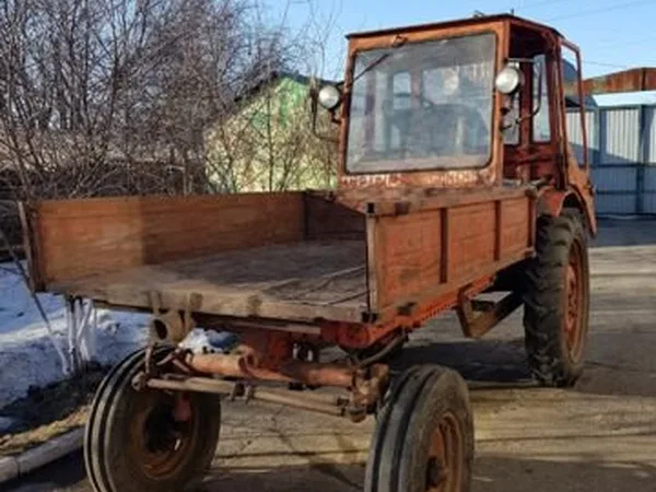 Трактор ХЗТСШ Т-16М