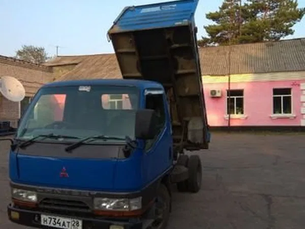 Самосвал Mitsubishi Fuso Canter TF