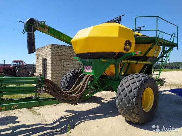 Сеялка John Deere 730