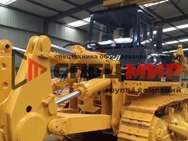 Гусеничный бульдозер Shantui SD32