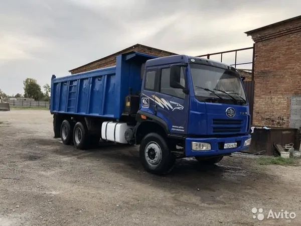 Самосвал FAW