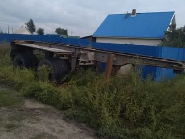 Полуприцеп контейнеровоз