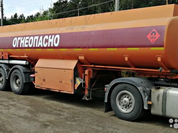 Полуприцеп бензовоз Бецема