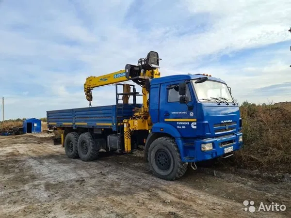 Бортовой грузовик с КМУ КамАЗ