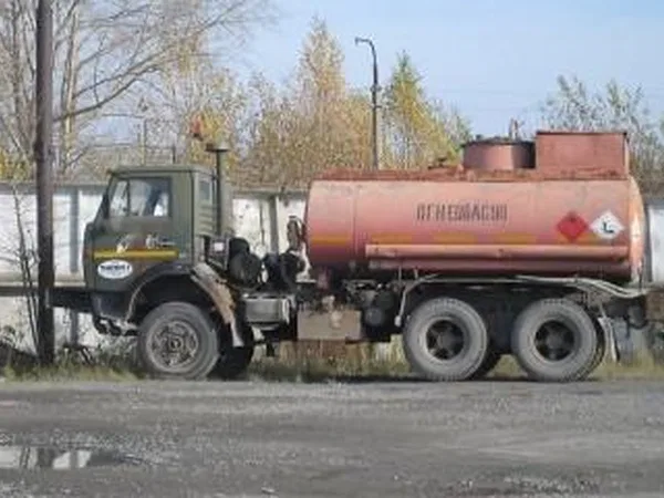 Бензовоз КамАЗ 53228 АТЗ