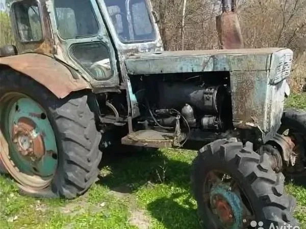 Трактор ЛТЗ Т-40