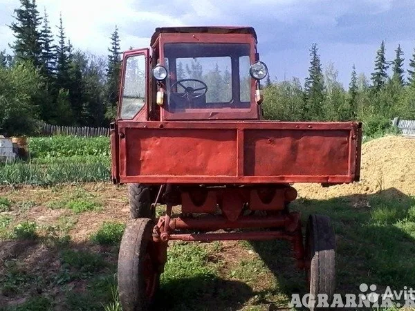 Трактор ХЗТСШ Т-16