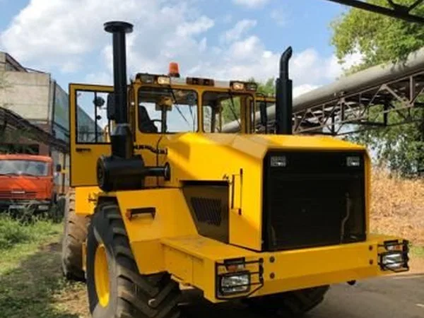 Трактор Кировец К 700М
