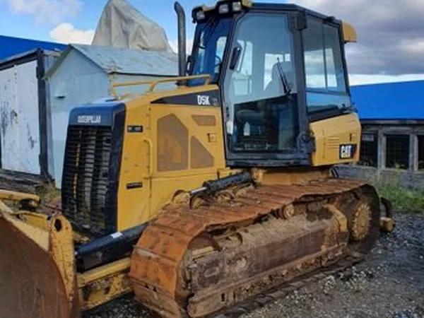 Гусеничный бульдозер Caterpillar D5G XL
