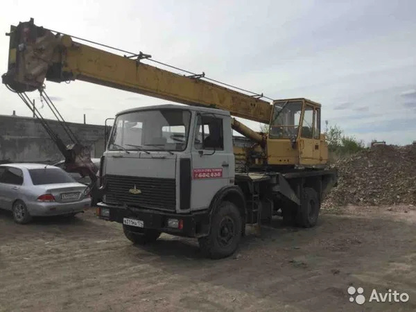 Автокран Ивановец КС-3577 на шасси МАЗ