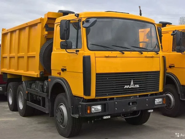 Самосвал МАЗ 5516Х5-480-050