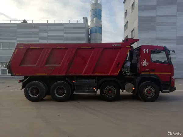 Самосвал Volvo FMX