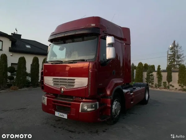 Седельный тягач Renault Premium