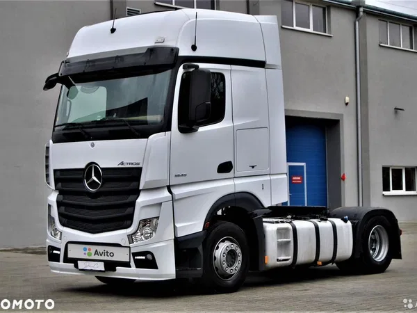Седельный тягач Mercedes-Benz Actros 1845