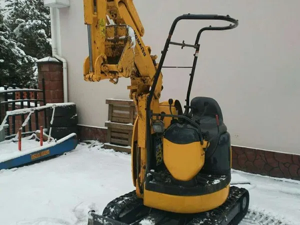Мини-экскаватор Komatsu PC10-6