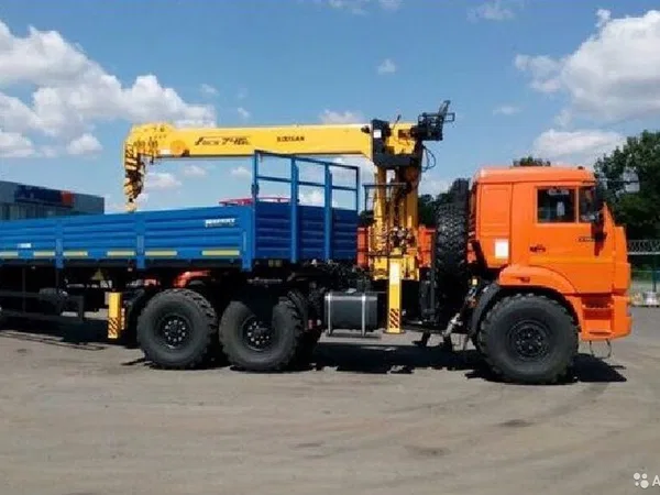 Седельный тягач КамАЗ 43118