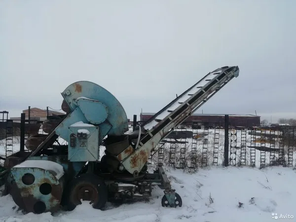 Погрузчик ковшовый шнековый Р6кшп-6