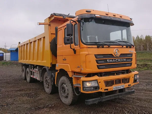 Самосвал SHACMAN (Shaanxi) SX3318
