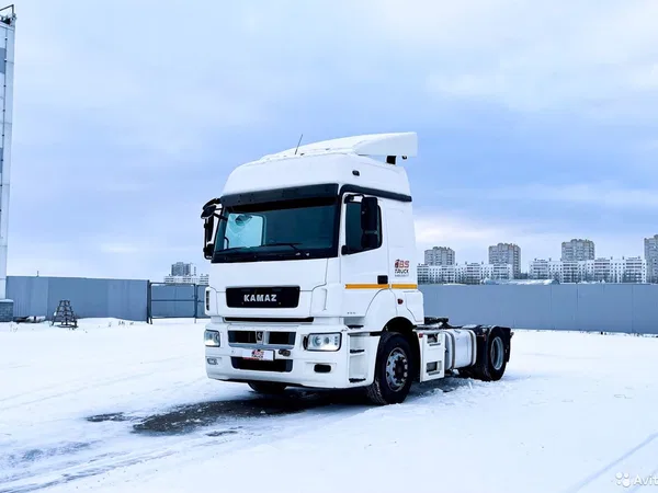 Седельный тягач КамАЗ 5490