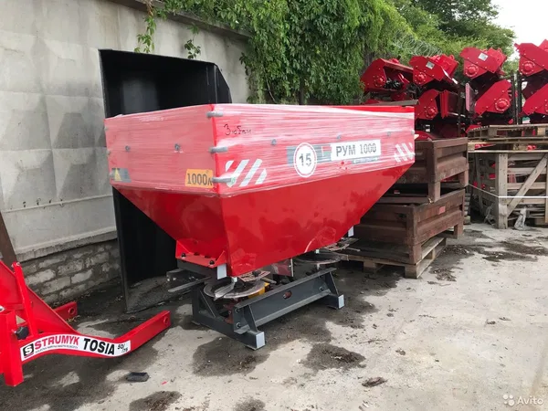 Разбрасыватель удобрений D-Pol РУМ-800-1200GM