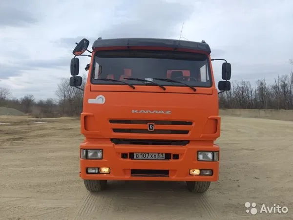 Самосвал КамАЗ 65201