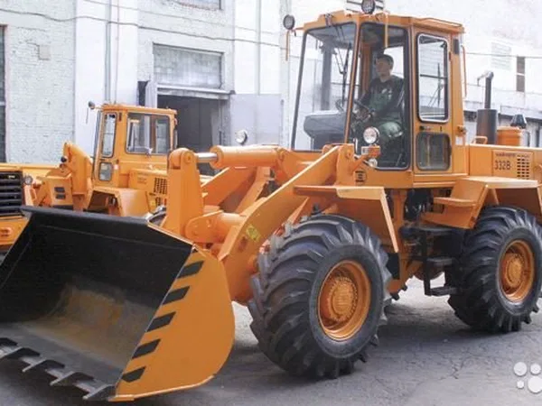 Фронтальный погрузчик Амкодор 332В