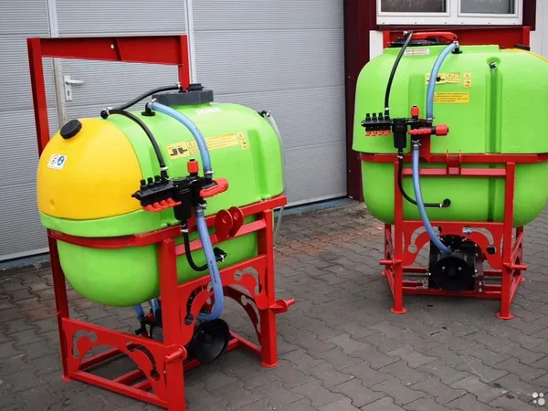 Навесной опрыскиватель Demarol 200/1000l (FV-g)
