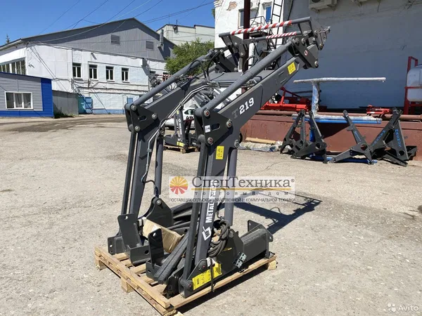 Навесной погрузчик (КУН) Metal-Fach T-219