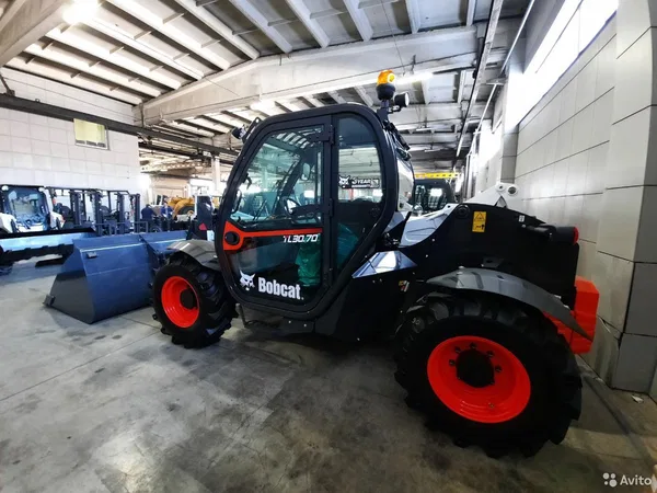 Телескопический погрузчик Bobcat TL30.70