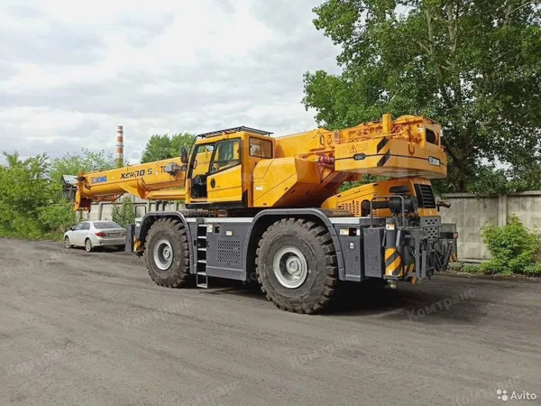 Самоходный кран XCMG XCR70
