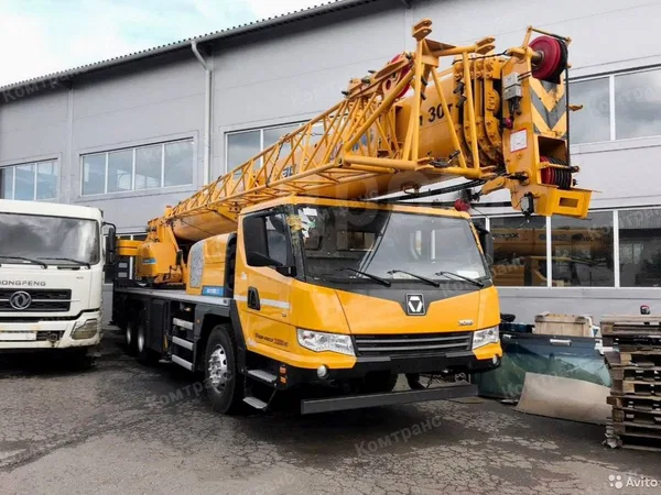 Автокран XCMG XCT30 S