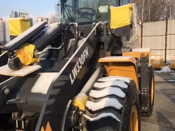 Фронтальный погрузчик XCMG LW330FN
