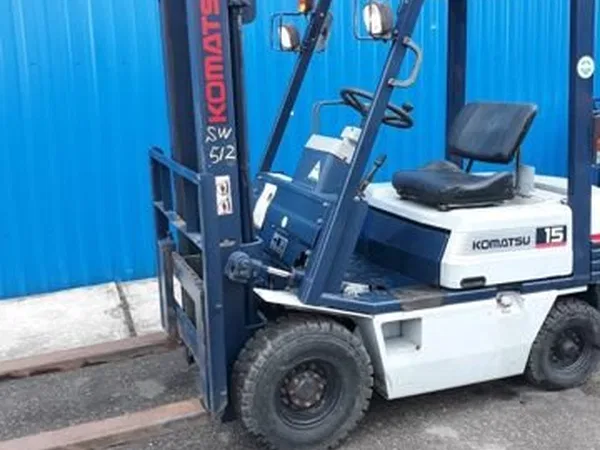 Вилочный погрузчик Komatsu FG15L