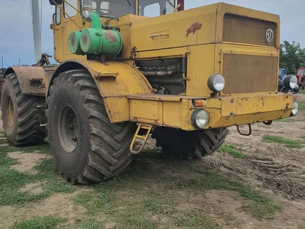 Трактор Кировец К 700