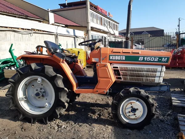 Мини-трактор Kubota B1502-M