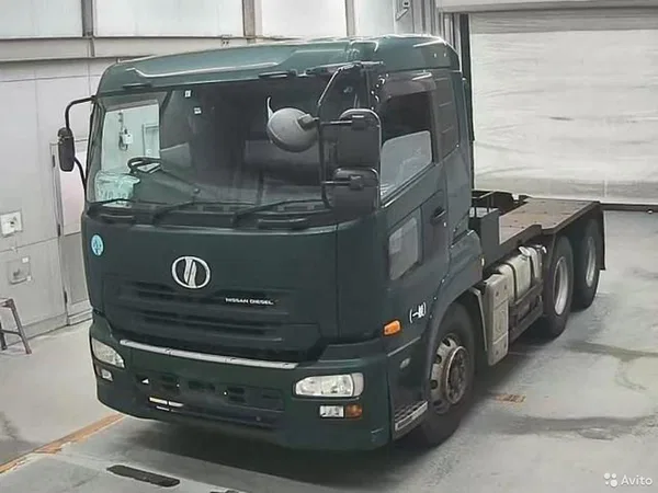 Седельный тягач Nissan Diesel UD