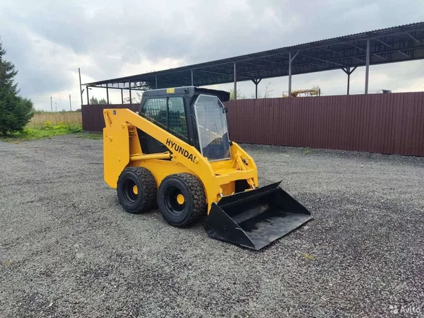 Фронтальный погрузчик Hyundai HL180-2