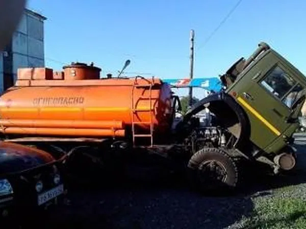 Бензовоз КамАЗ 56071 АТЗ