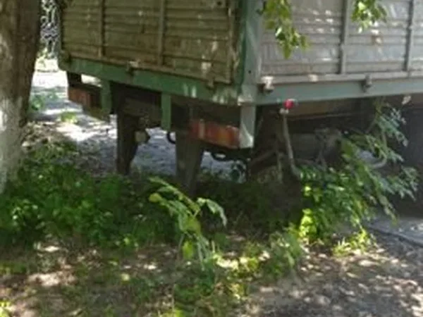 Бортовой полуприцеп