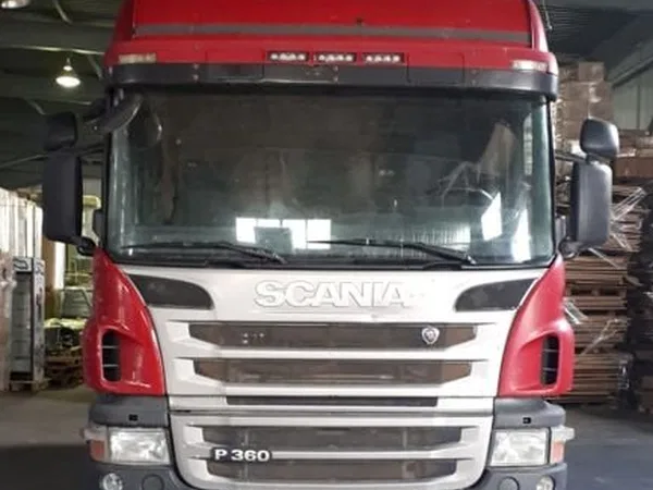 Седельный тягач Scania P360