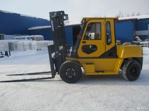 Вилочный погрузчик Komatsu FD80H-5