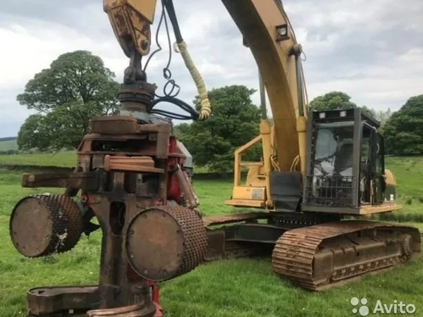 Гусеничный экскаватор Caterpillar 330 CL