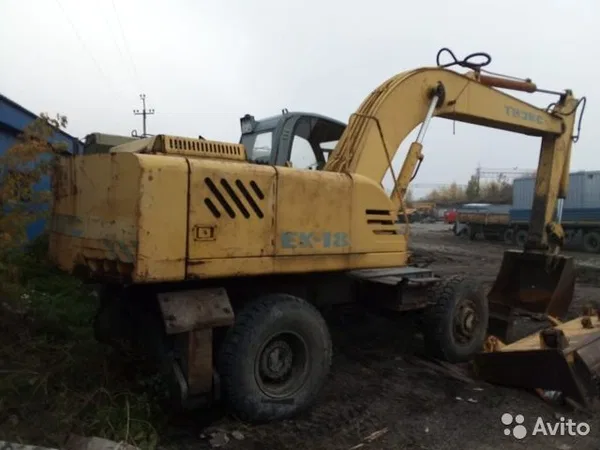 Колесный экскаватор ТВЭКС ЕК-18
