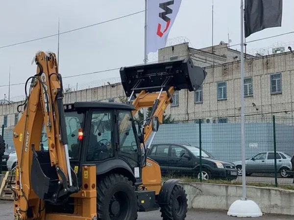 Экскаватор-погрузчик Case 570ST