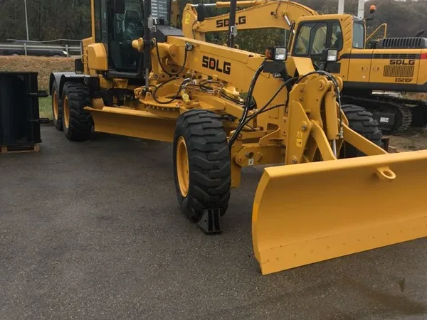 Автогрейдер SDLG G9220 AWD