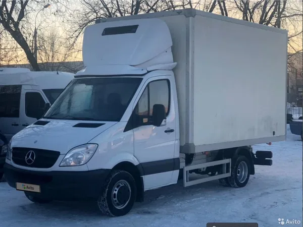 Промтоварный фургон Mercedes-Benz Sprinter