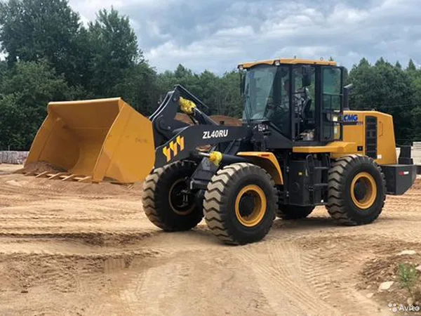 Фронтальный погрузчик XCMG ZL40RU