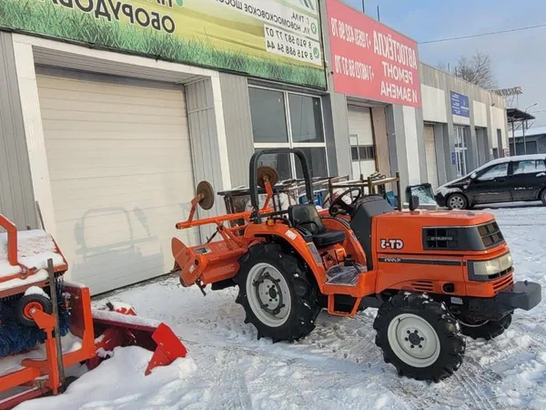 Мини-трактор Kubota GT-3